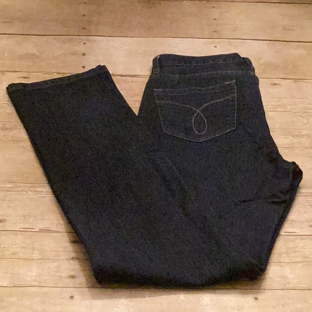 Ladies CALVIN KLEIN JEANS.
